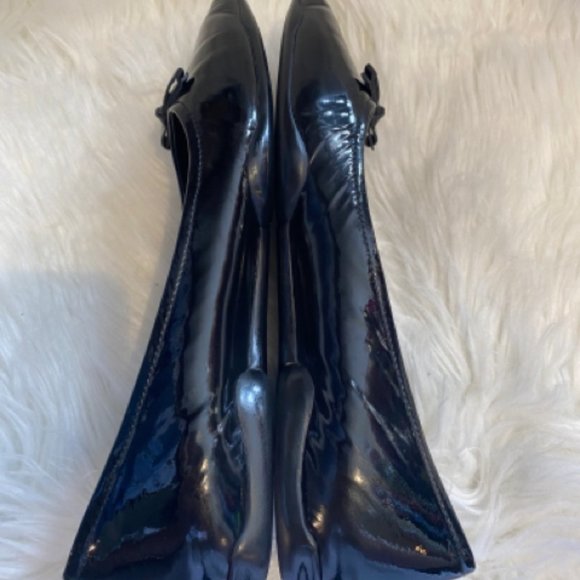 Prada Pointed Toe Patent Leather Flats Sz. 39 Shoe - Picture 10 of 11